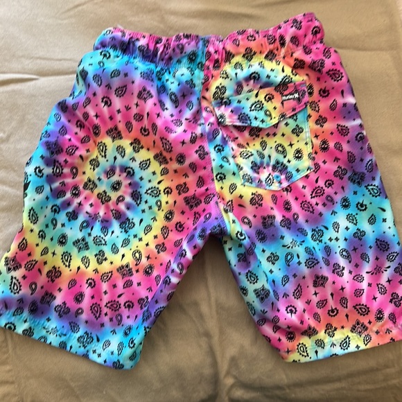 Hurley size 7 swim trunks - Picture 2 of 3